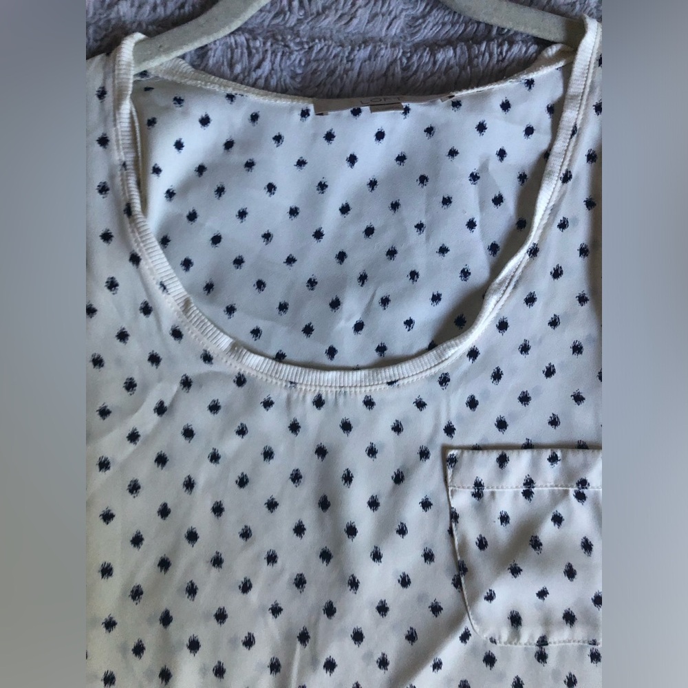 LOFT Ivory and Navy Patterned Top - Picture 3 of 8